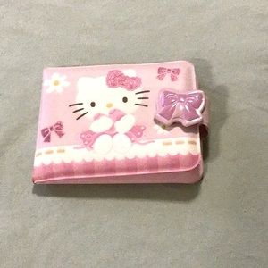 Hello’s Kitty Wallet